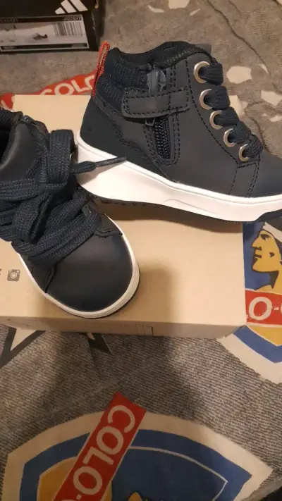 Zapatillas de bebé negras Opaline - miniatura 3