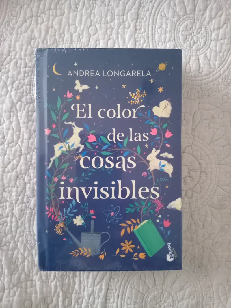 Libro 'El color de las cosas invisibles' de Andrea Longarela - 1