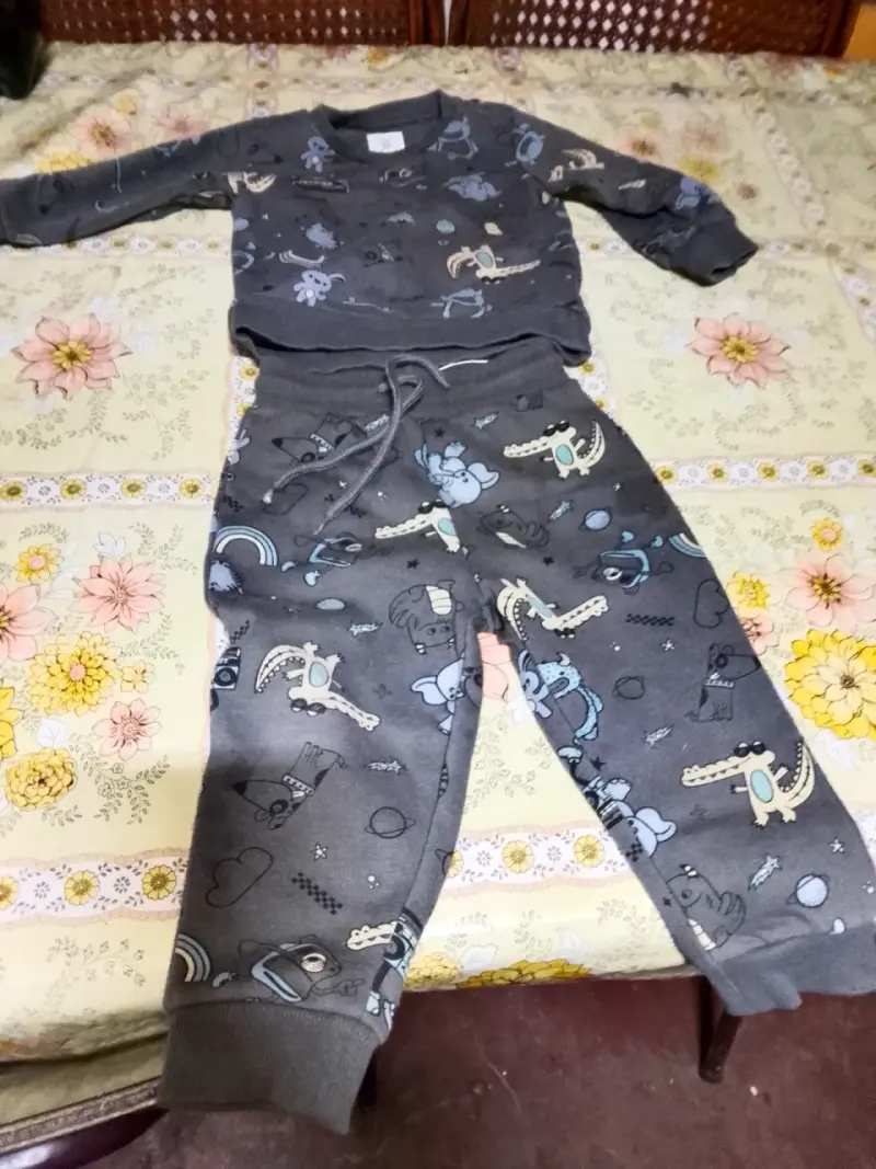 buzo infantil estampado camuflaje - 2