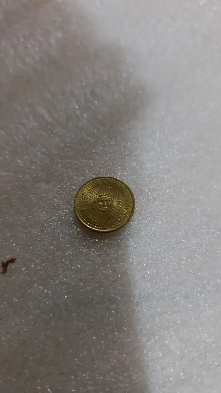 Moneda de 5 centavos argentinos de colección - 3