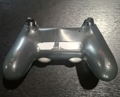 Control PS4 con detalles en L2 y R2 - miniatura 2
