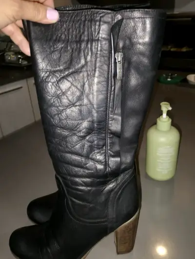 Botas de cuero negro para mujer con tacón alto - miniatura 3