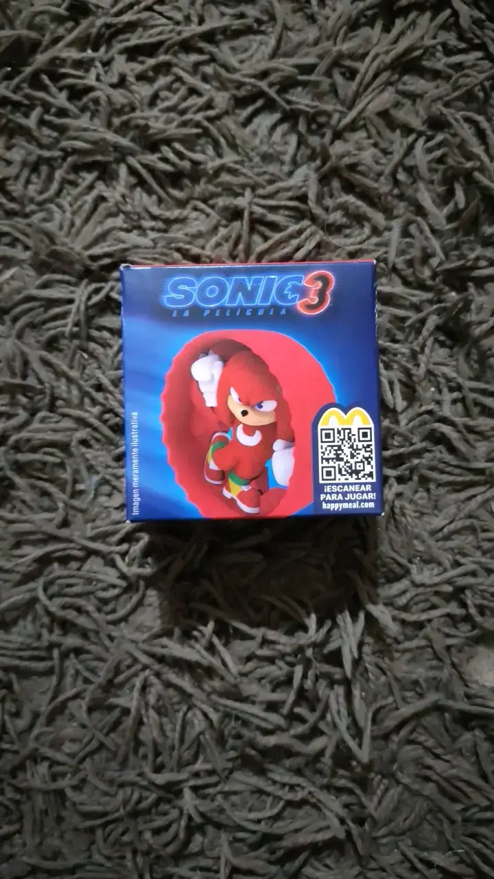 Figura de knuckels de McDonald's - 1