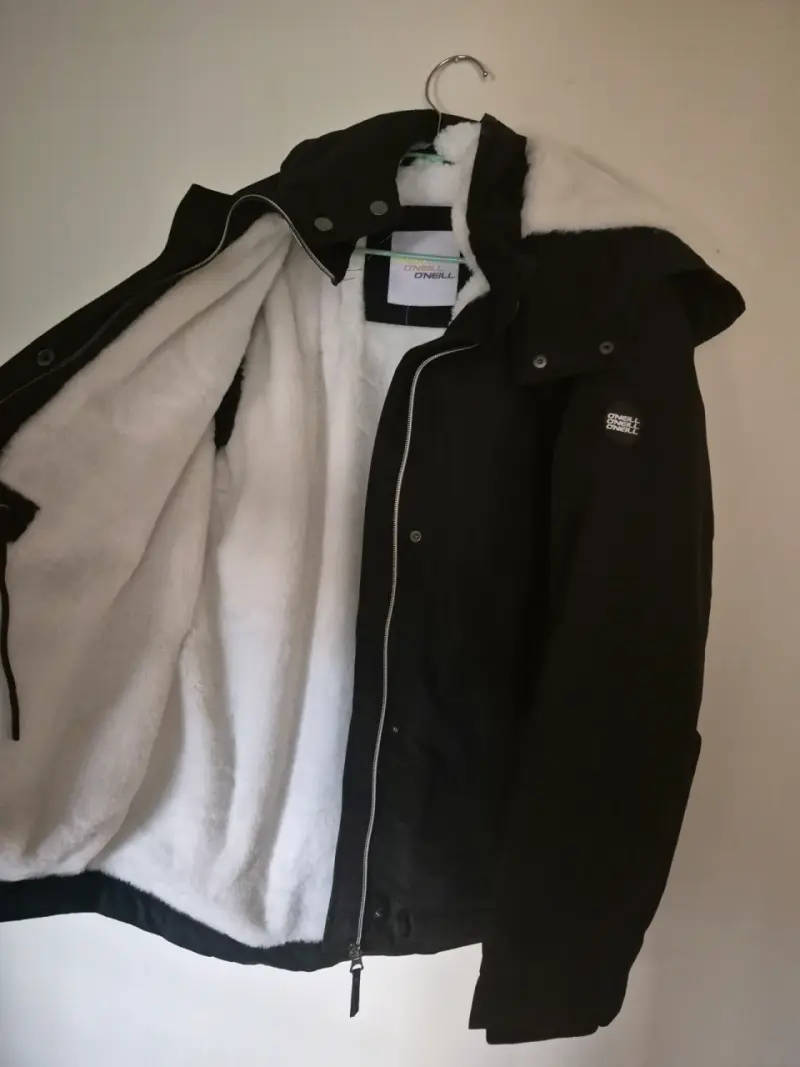 Chaqueta O'Neill negra con forro polar - 1