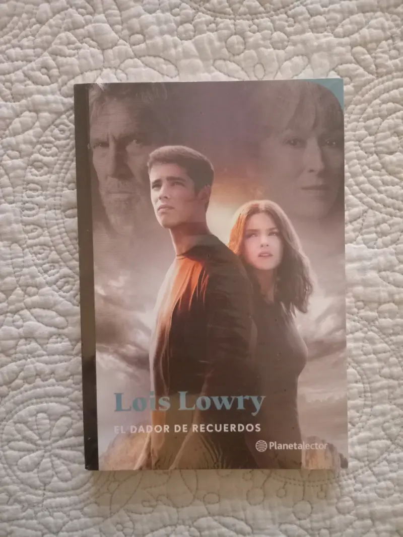 Libro 'El Dador de Recuerdos' de Lois Lowry - 1