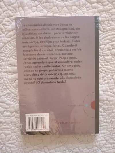 Libro 'El Dador de Recuerdos' de Lois Lowry - miniatura 2