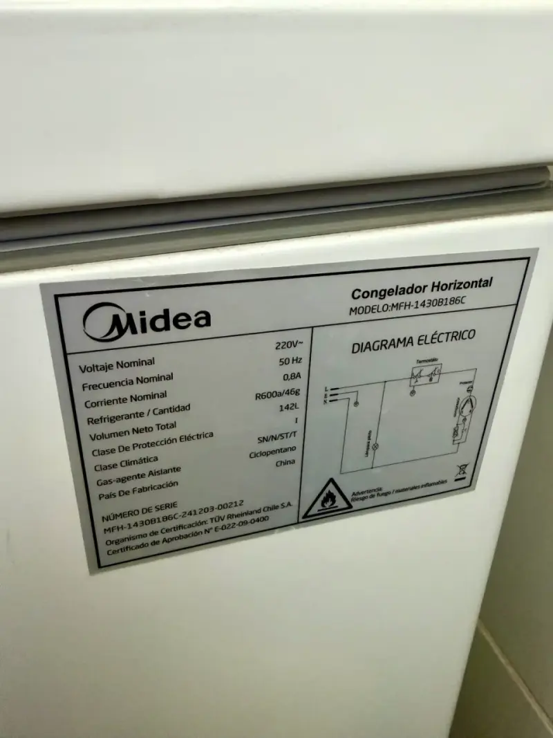 Congelador Midea 142L - Como nuevo! - 1