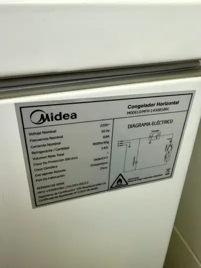 Congelador Midea 142L - Como nuevo! - miniatura 1
