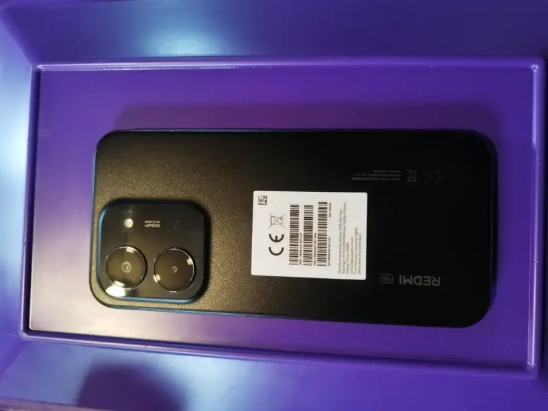 Smartphone Redmi 5G con cámara dual - 1