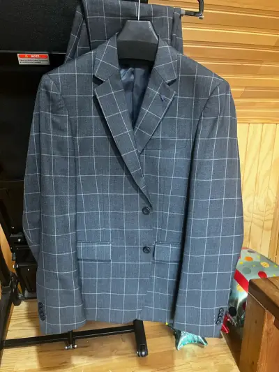Traje formal a cuadros gris - miniatura 1