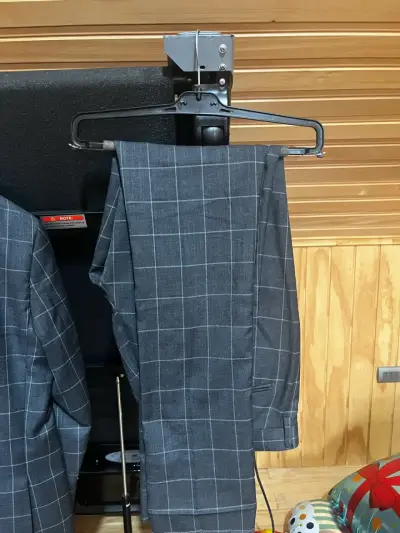 Traje formal a cuadros gris - miniatura 3
