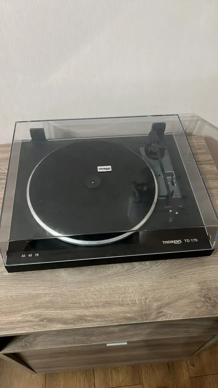 Tocadiscos Thorens TD 170 con cubierta - 1