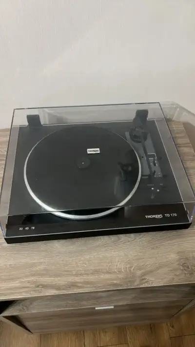 Tocadiscos Thorens TD 170 con cubierta - miniatura 1