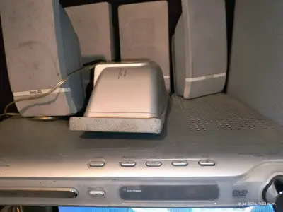 Sistema de sonido Philips con parlantes y subwoofer - miniatura 2