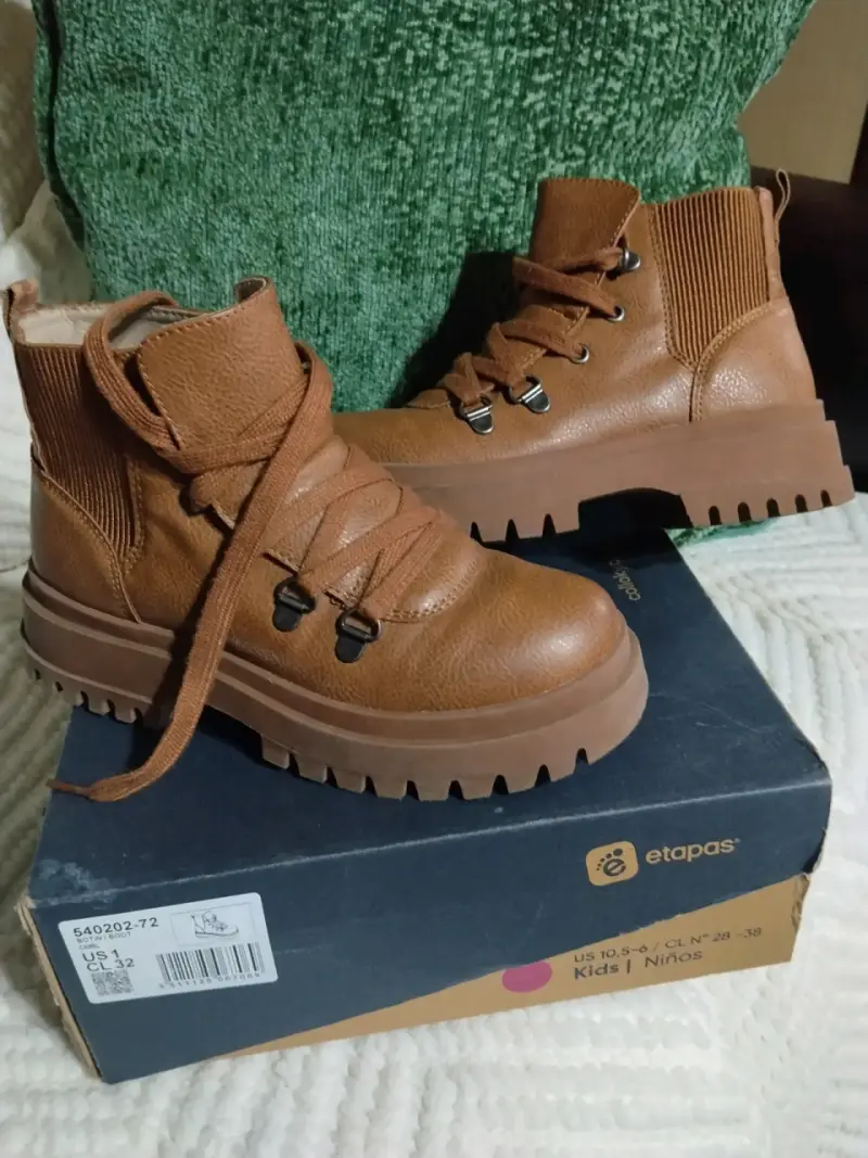 Botines Colloky para niñas color café