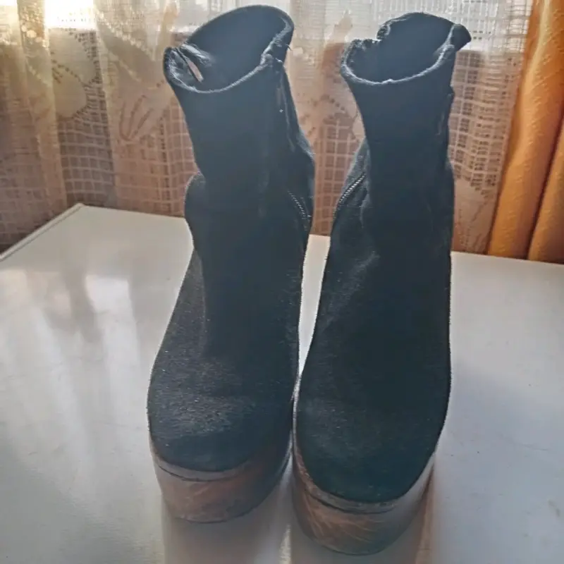 Botines de tacón alto negros de gamuza - 2