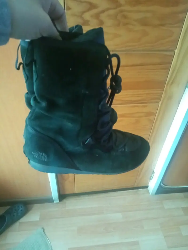 Botas de montaña negras para mujer en buen estado - 2