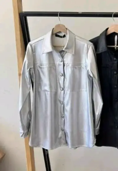 Camisa Italiana ecocuero plateada - miniatura 1