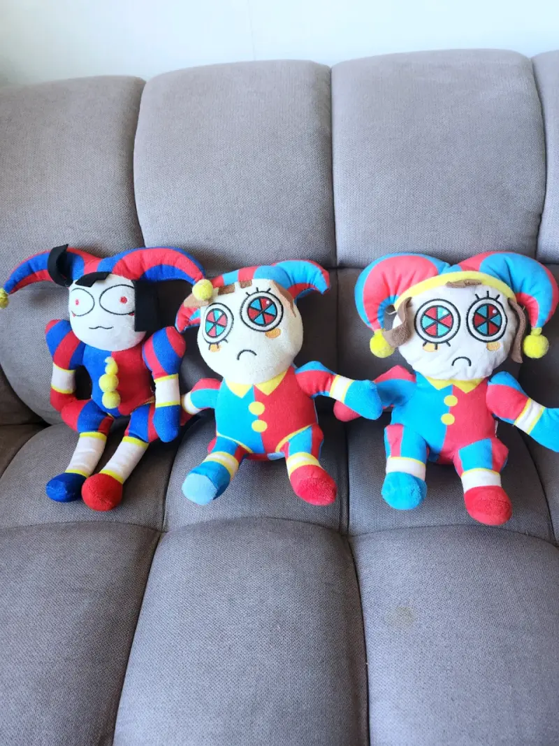 Set de 3 peluches de payasos - 1