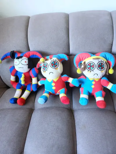 Set de 3 peluches de payasos - miniatura 1