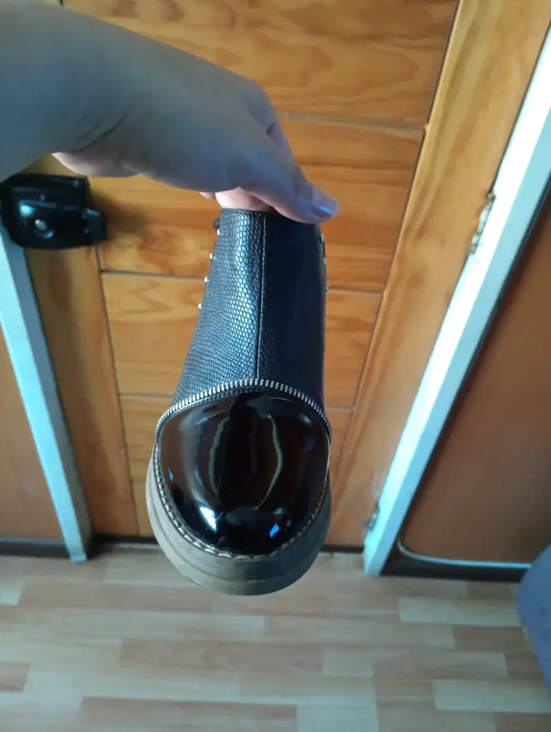 Botines de cuero negro con tacón alto - 4
