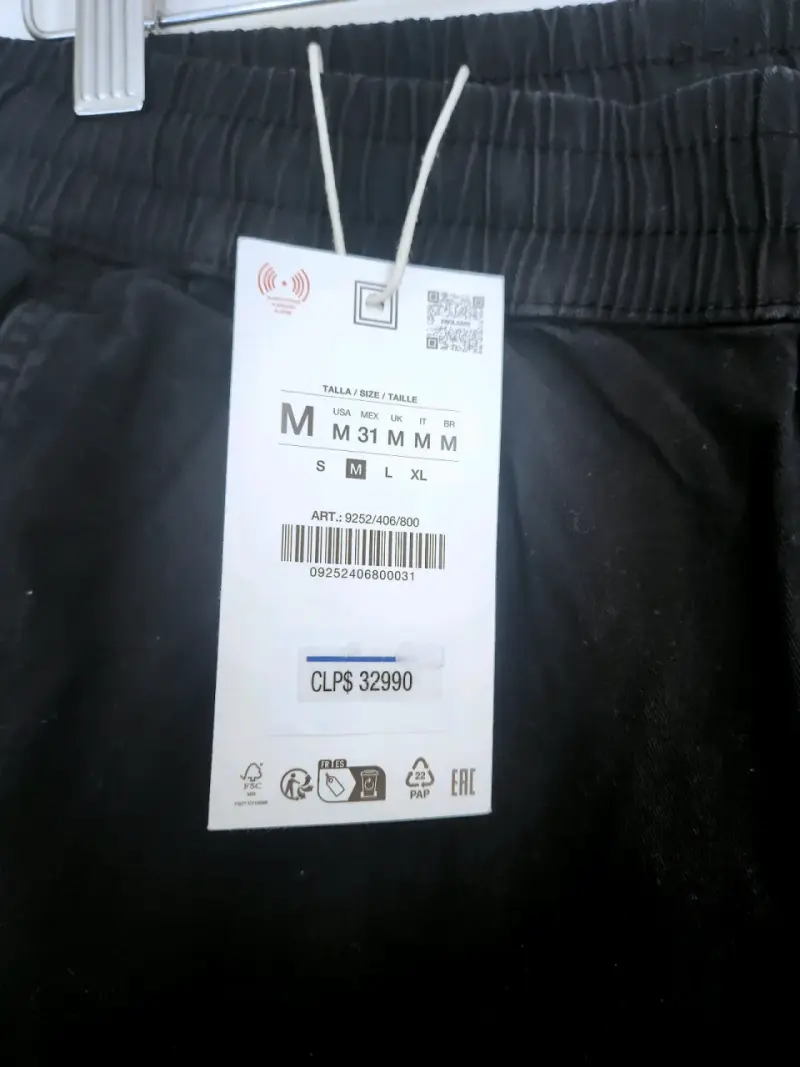 Bermudas negros para hombre talla M HYM - 3