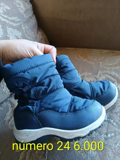 Botas de invierno para niños talla 24unisex - miniatura 1