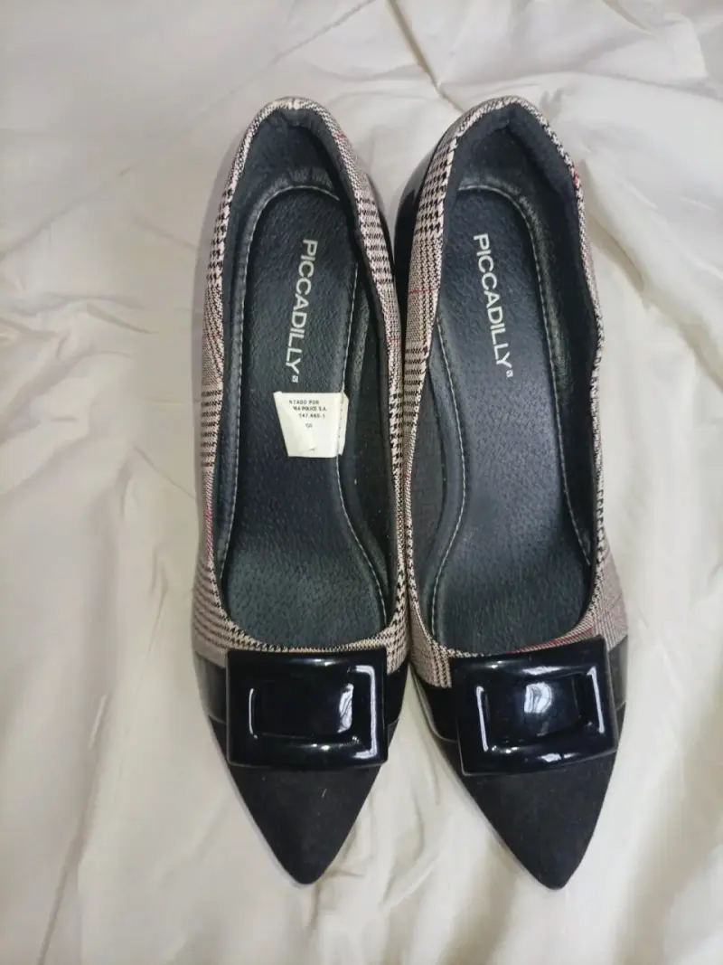 Zapatos de tacón con hebilla y diseño a cuadros - 2