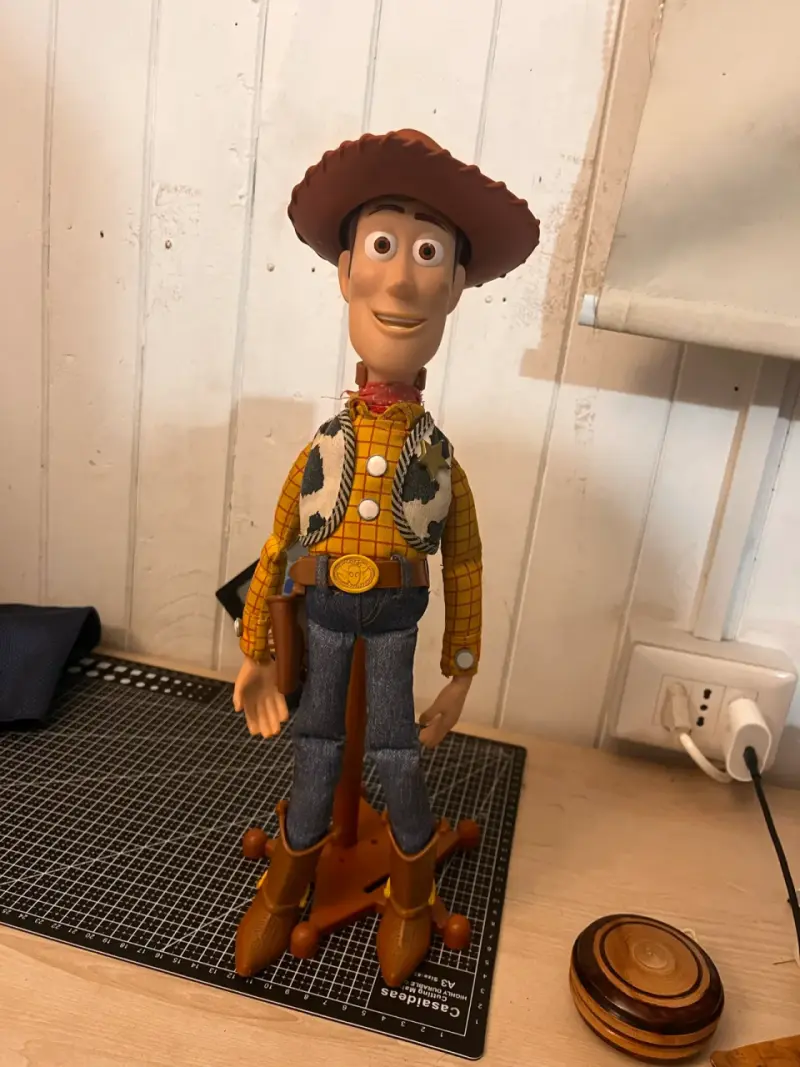 Figura de acción Woody Toy Story - 4