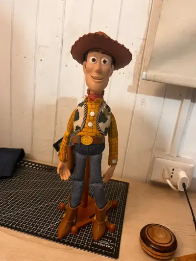 Figura de acción Woody Toy Story - miniatura 4