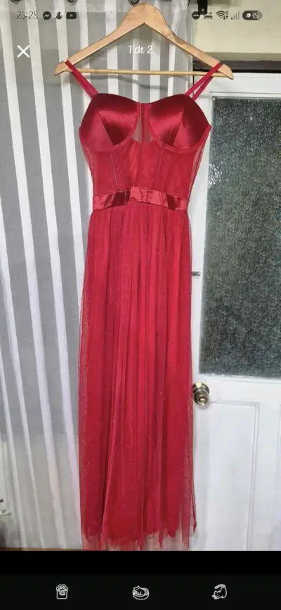 Vestido largo rojo elegante para fiesta - miniatura 1