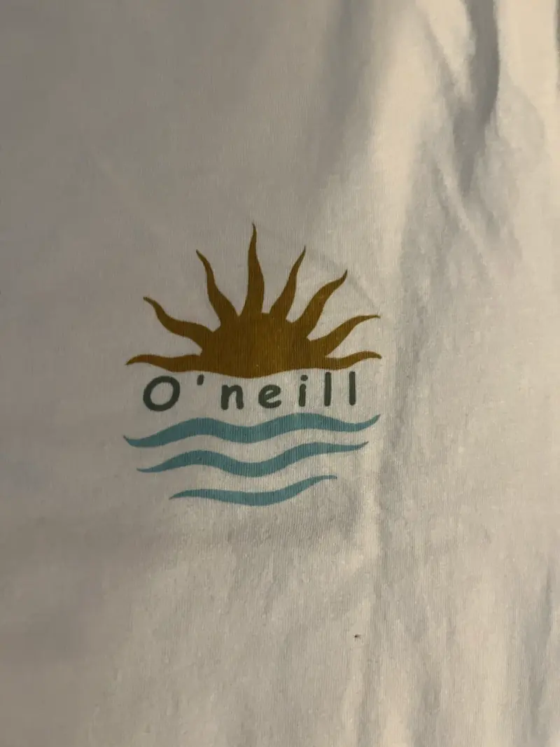 Polera blanca O'Neill con logo - 2