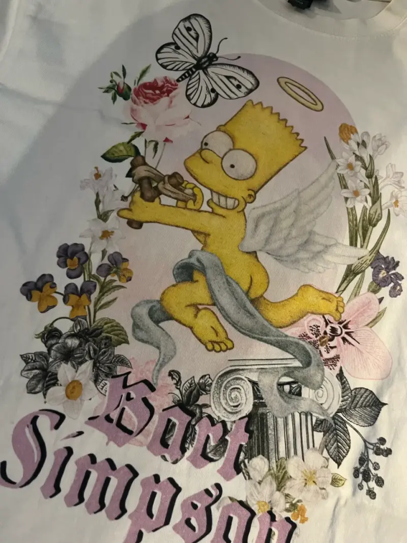 Polera blanca Bart Simpson con diseño floral - 2