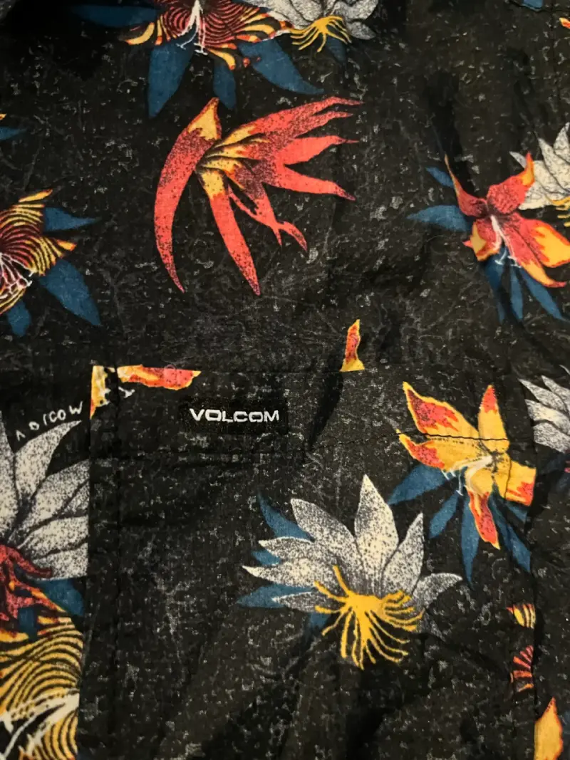 Camisa hawaiana floral para hombre - 2