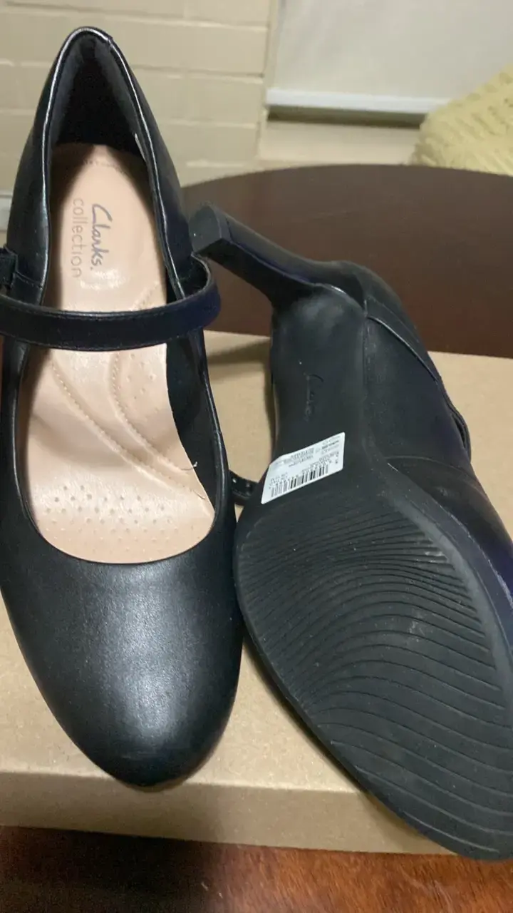 Zapatos de tacón Clarks negros elegantes - 3