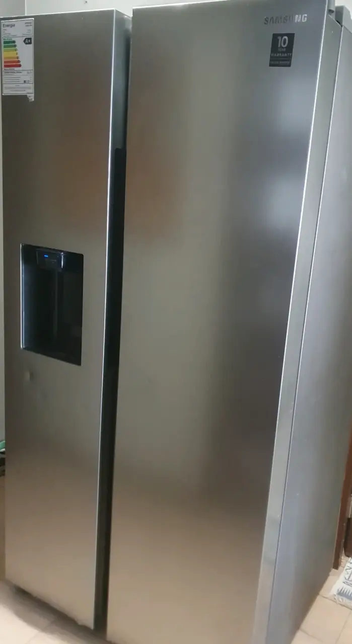 Refrigerador Samsung Side by Side con dispensador de agua - 5