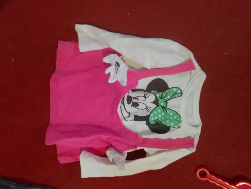 Polera infantil Minnie Mouse con tirantes