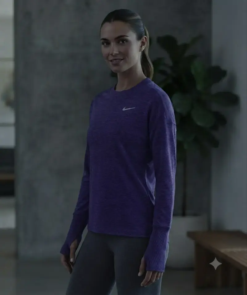 Polera deportiva Nike morada de manga larga