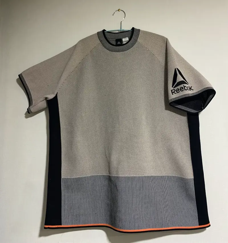 Polera deportiva Reebok - 1