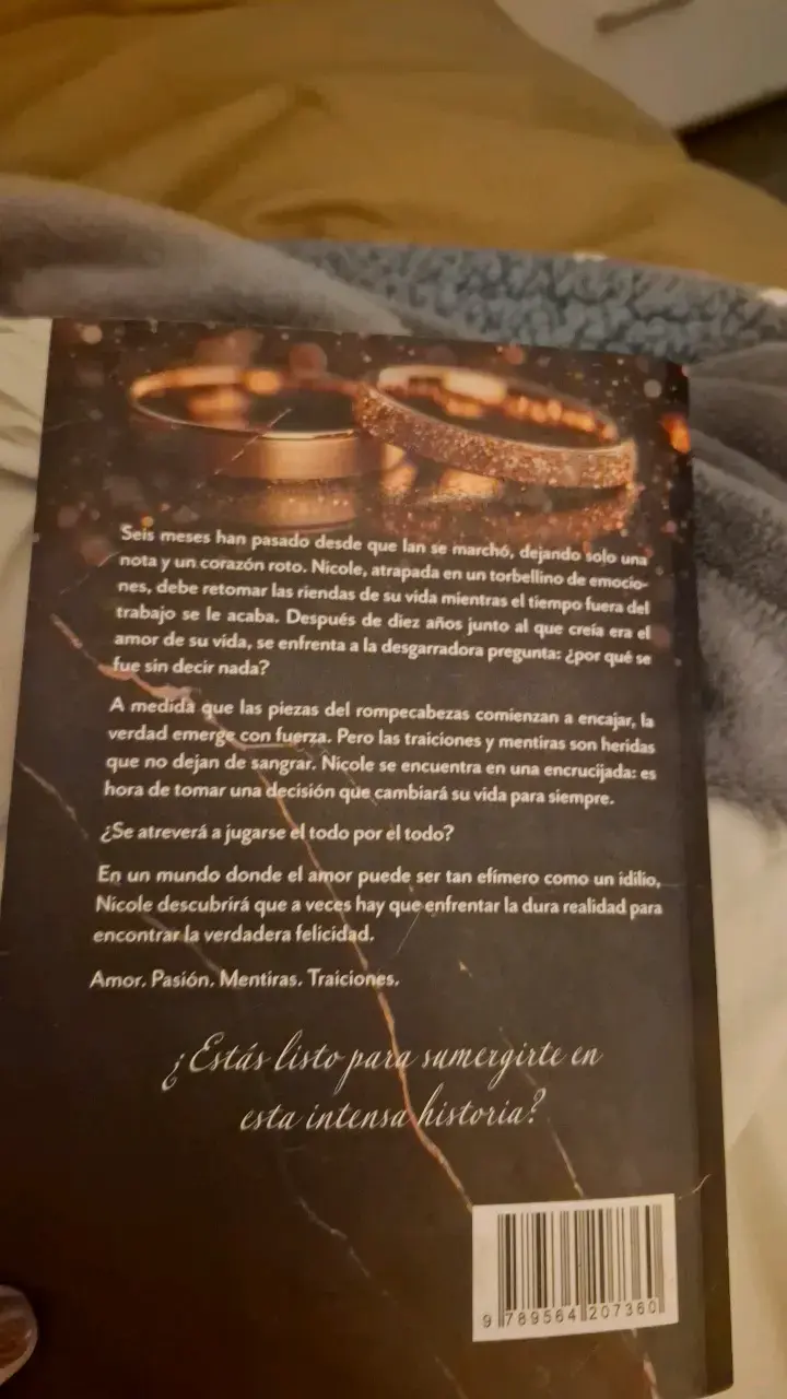 Libro 'Idílico' de Mia Varinia - 2