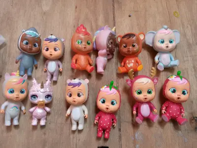 LOTE DE JUGETES Y PELUCHES - miniatura 1