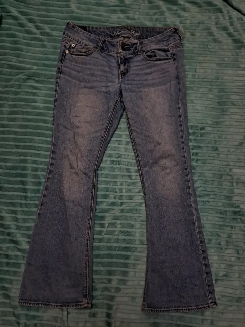 Jeans acampanados American Eagle para mujer - 1