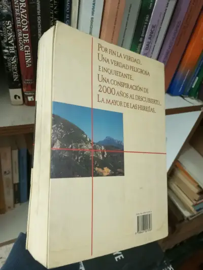 Libro 'La Tumba de Dios' de Richard Andrews - miniatura 2