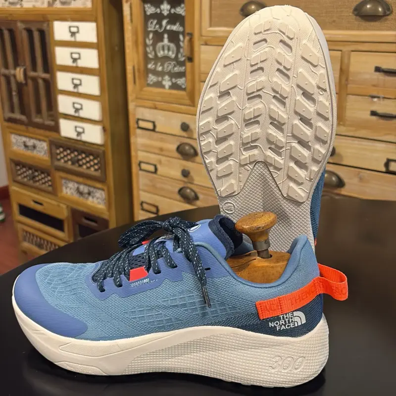 Zapatillas deportivas The North Face azules