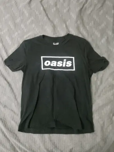 Polera negra Oasis - miniatura 1