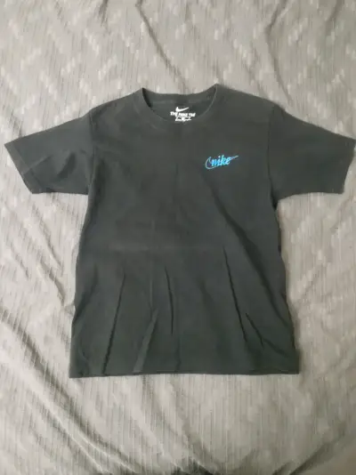 Polera Nike negra - miniatura 1