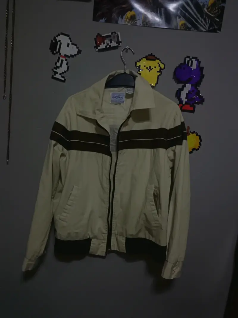 Chaqueta beige con franjas marrones para hombre