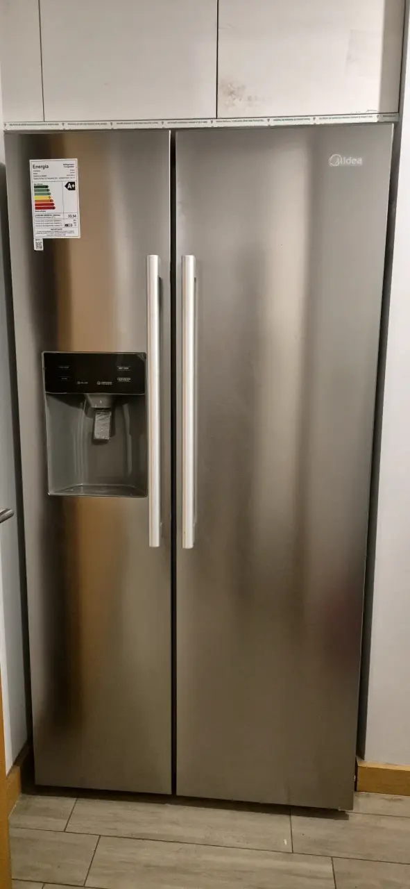 Refrigerador Side by Side Midea con Dispensador - 1