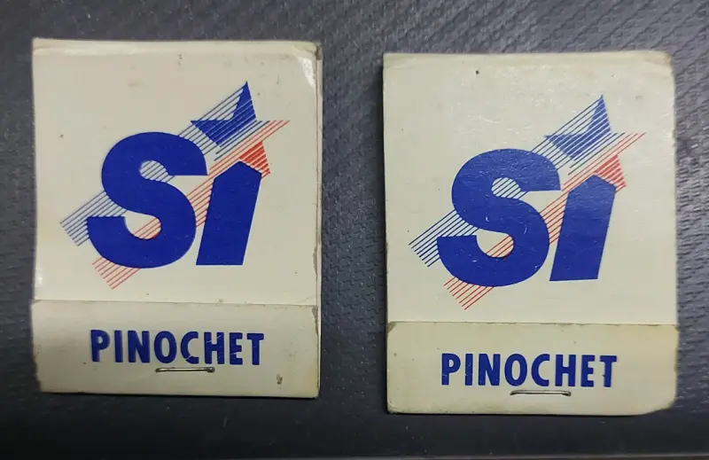 Cajas de fósforos vintage Pinochet 'Sí' - 1