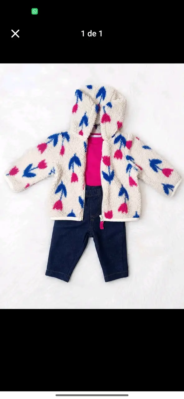 Conjunto de ropa infantil con chaqueta de polar